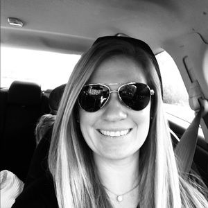 Meet your Posher, Amanda